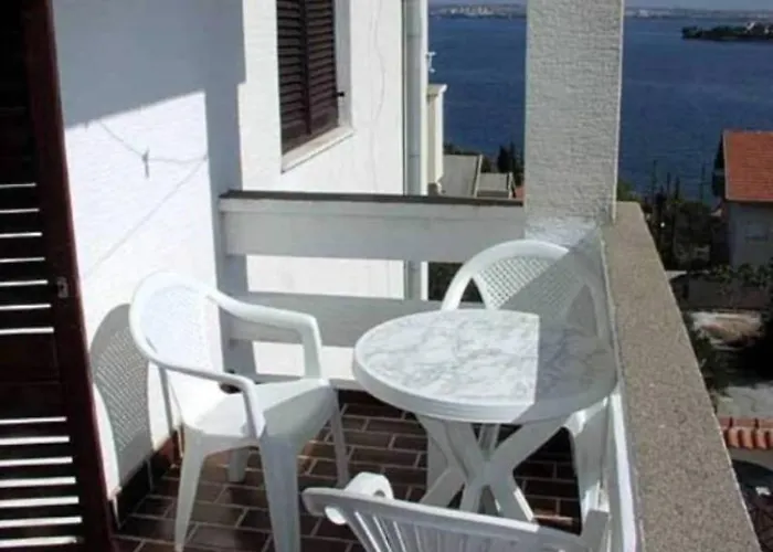 Appartement In With Sea View, Balcony, Air Conditioning, Wifi *